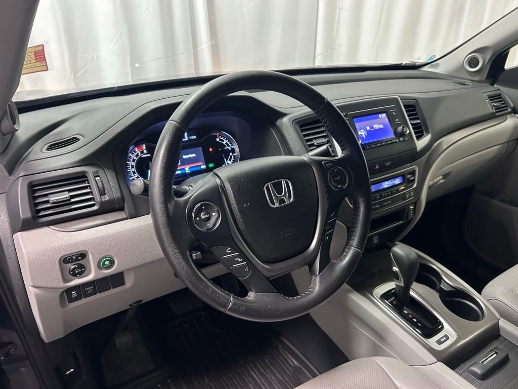 Used 2017 Honda Ridgeline RTL image 2