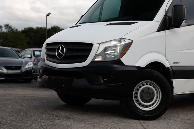 Used 2016 Mercedes-Benz Sprinter 2500 image 25