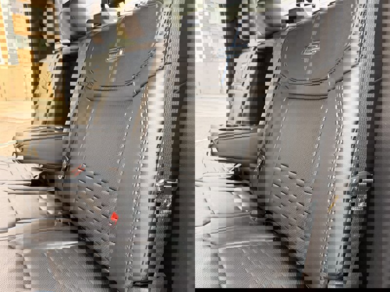 Used 2025 Ford F450 Platinum w/ FX4 Off-Road Package image 58