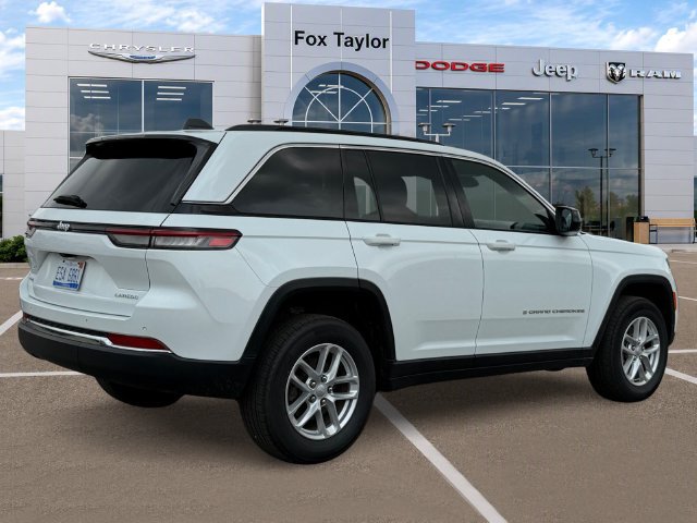 Used 2025 Jeep Grand Cherokee Laredo X w/ Luxury Tech Group I AWD/4WD image 4