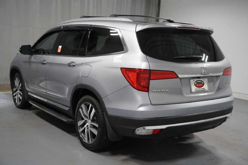 Used 2017 Honda Pilot Touring image 6