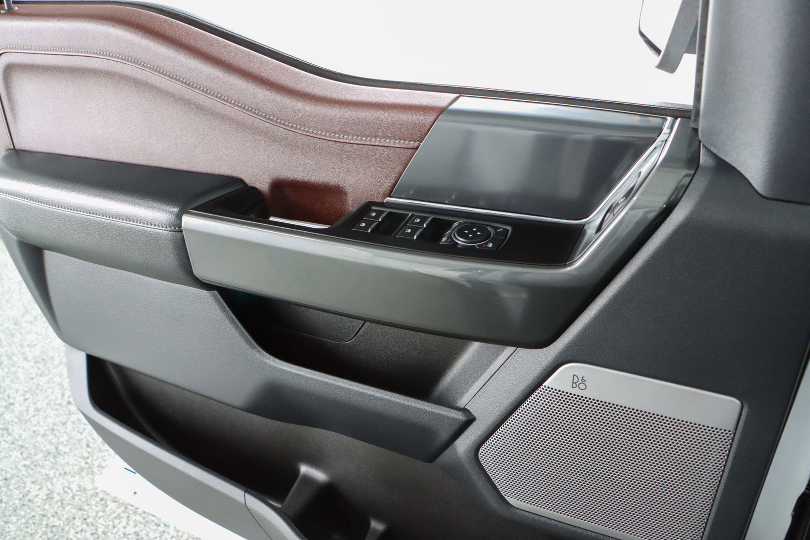 Used 2022 Ford F150 Lariat w/ Equipment Group 502A High image 25