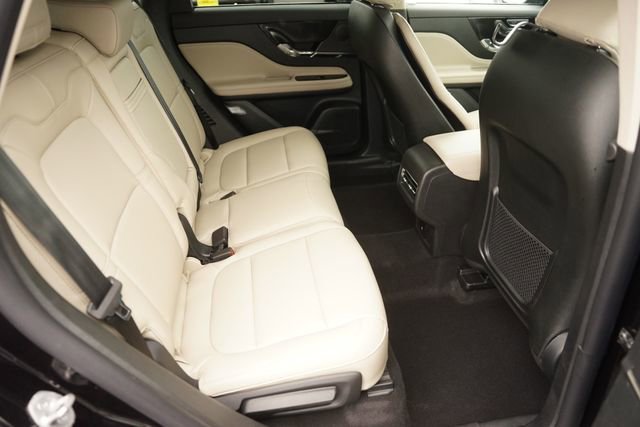 Used 2026 Lincoln Corsair Premiere AWD/4WD image 15