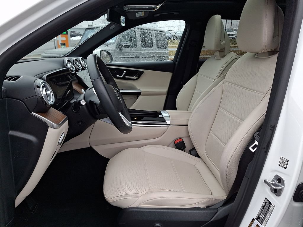 Used 2023 Mercedes-Benz GLC 300 GLC 300 image 16