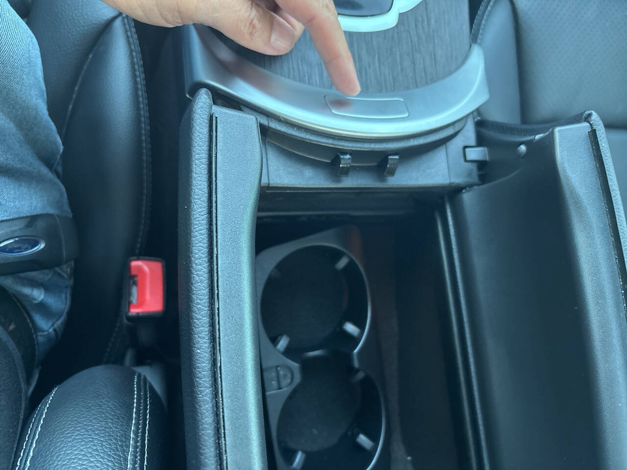 Used 2019 Mercedes-Benz C 300 Sedan image 38