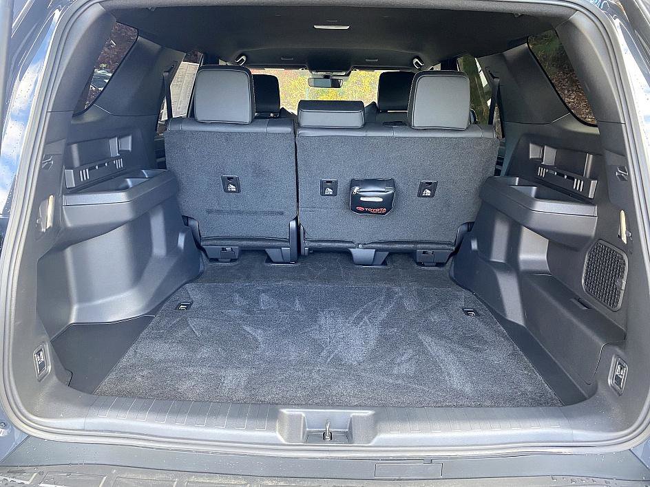 Certified 2025 Toyota 4Runner TRD Sport image 13