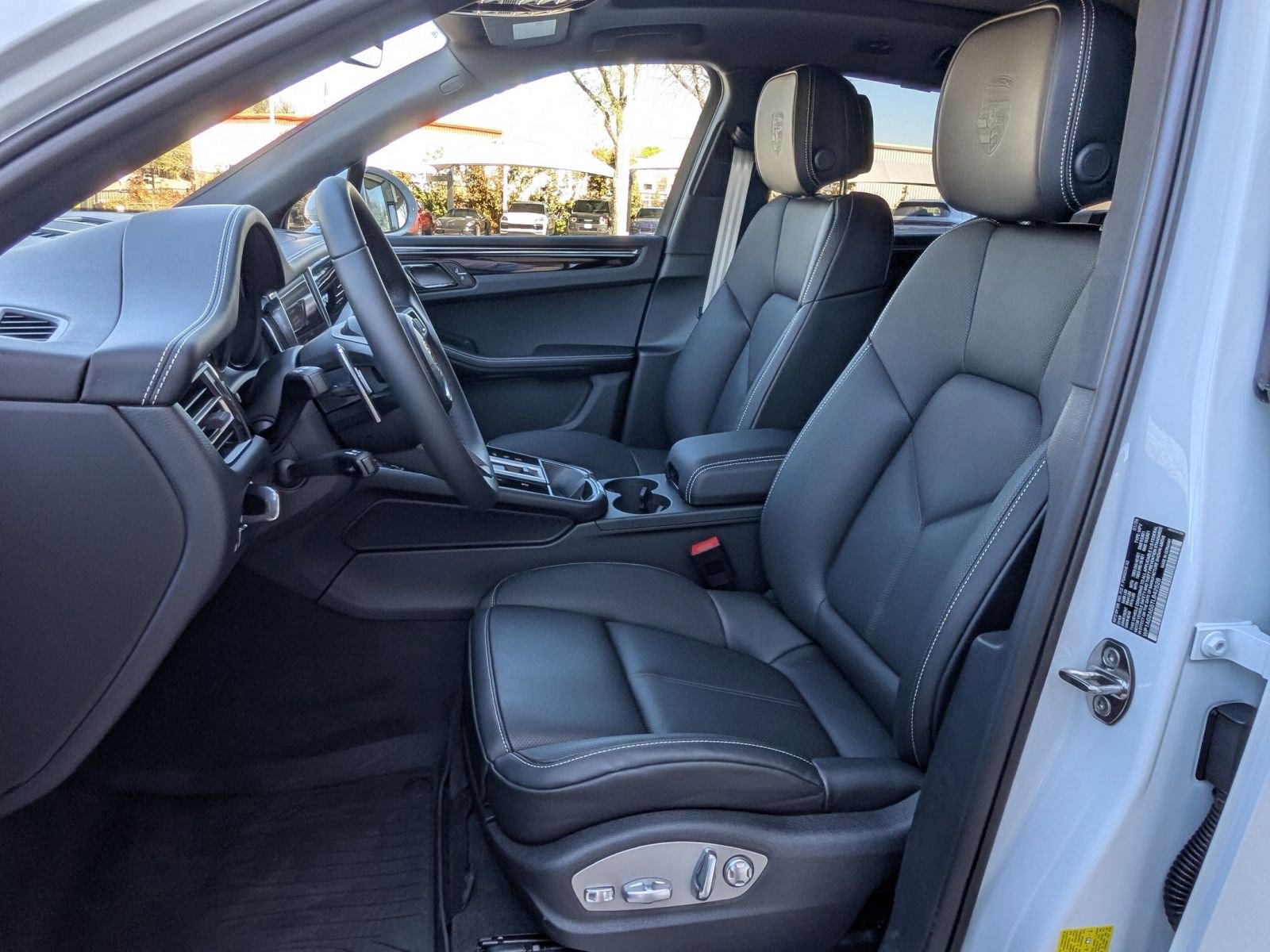 New 2026 Porsche Macan S image 5