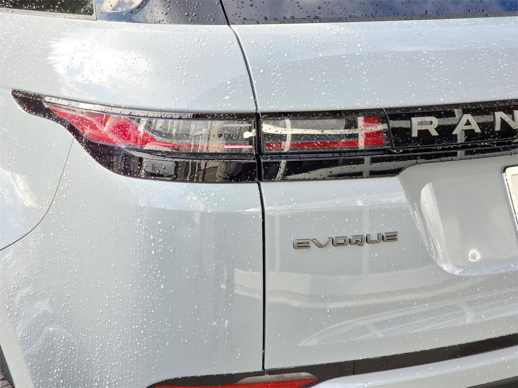 New 2026 Land Rover Range Rover Evoque S image 35