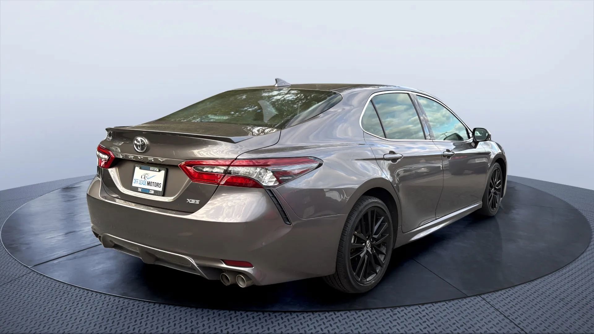 Used 2024 Toyota Camry XSE image 5