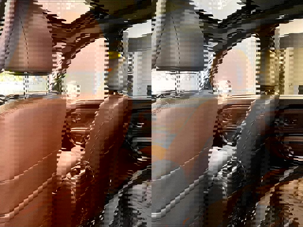 Used 2024 Nissan Titan Platinum Reserve w/ Moonroof Package image 23