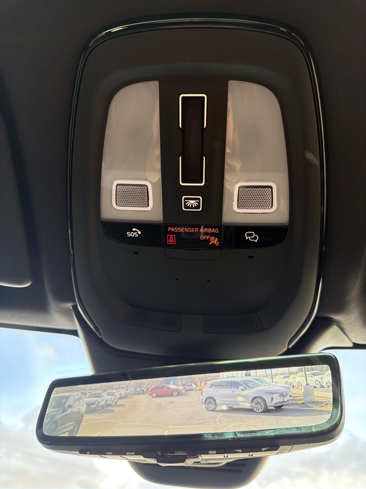 Certified 2025 Volvo XC60 T8 Plus w/ Protection Package Premier image 68