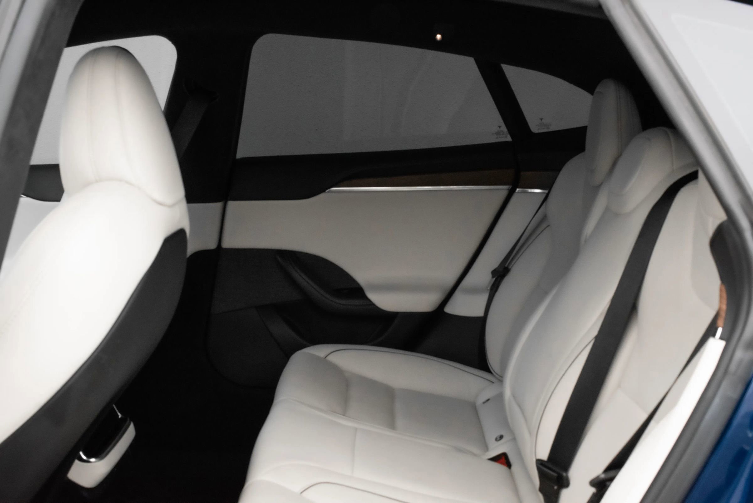 Used 2021 Tesla Model S Plaid image 22