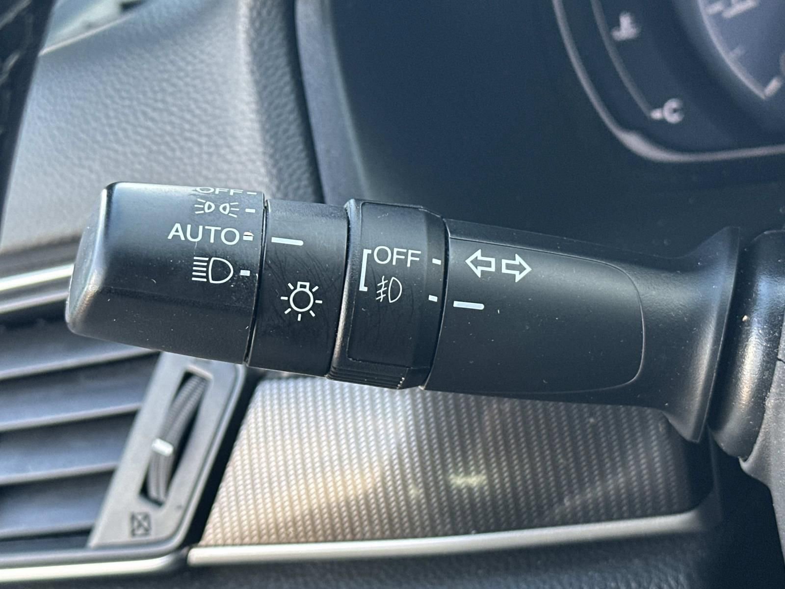 Used 2022 Honda Accord Sport image 25