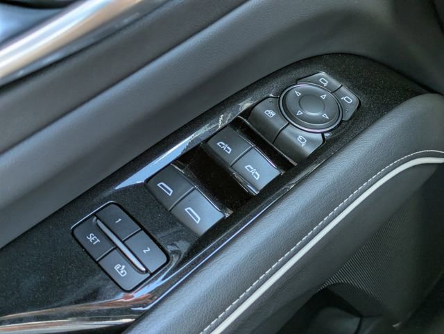 Used 2023 Cadillac Escalade Premium Luxury image 19