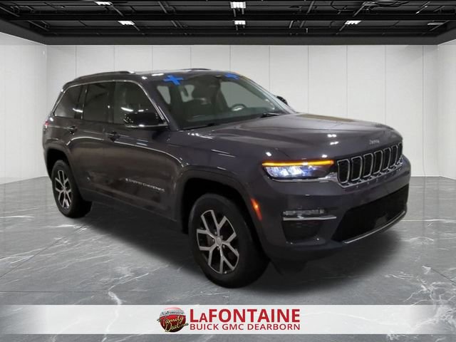 Used 2023 Jeep Grand Cherokee Limited image 2