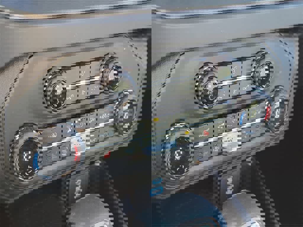 Used 2025 Ford Bronco Big Bend image 22