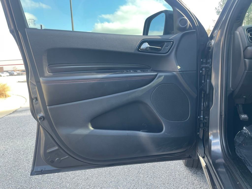 Used 2025 Dodge Durango GT w/ Blacktop Package image 10