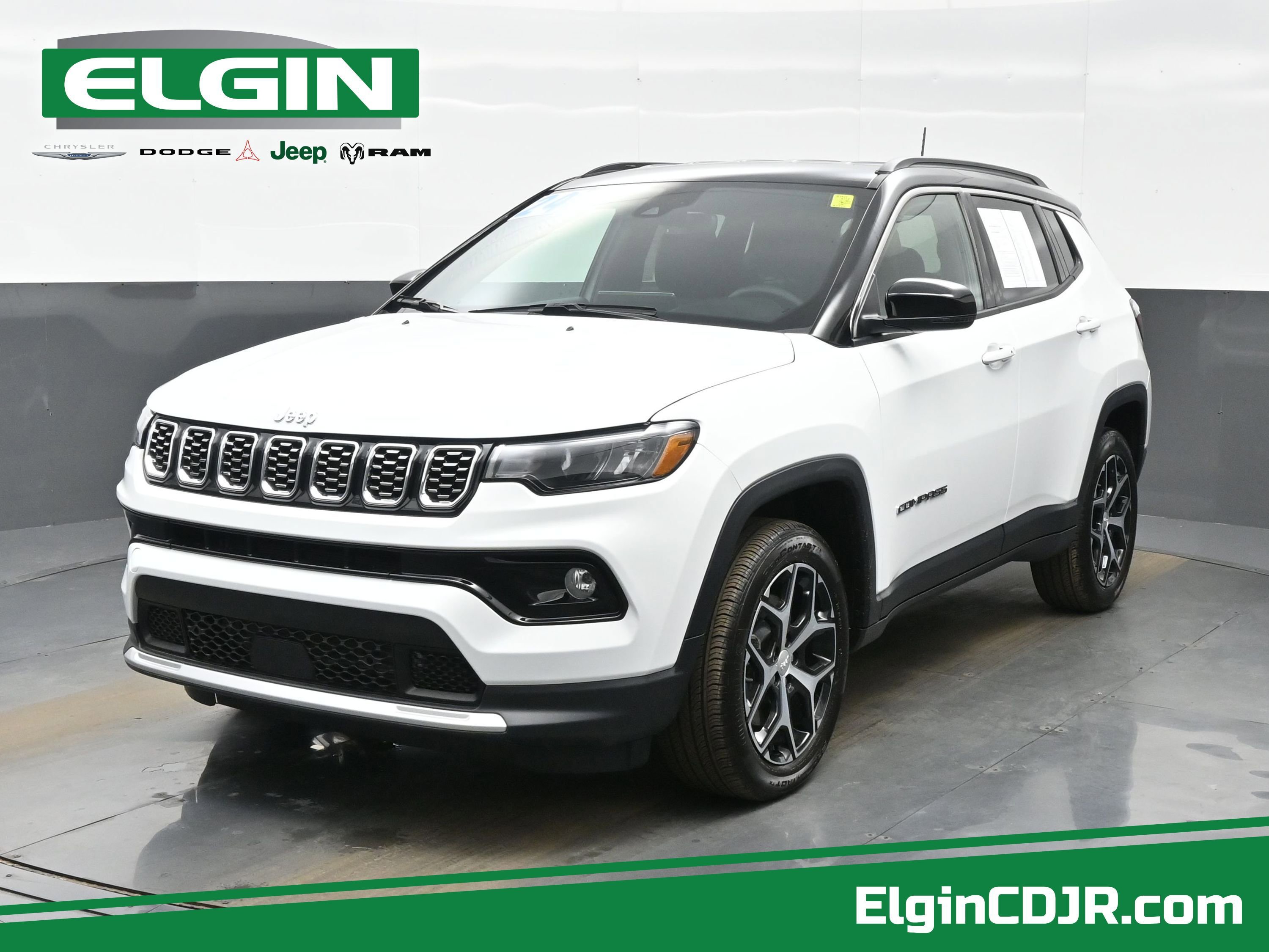 Used 2024 Jeep Compass Limited image 1