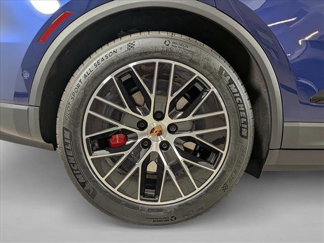 New 2026 Porsche Macan 4S Electric image 25