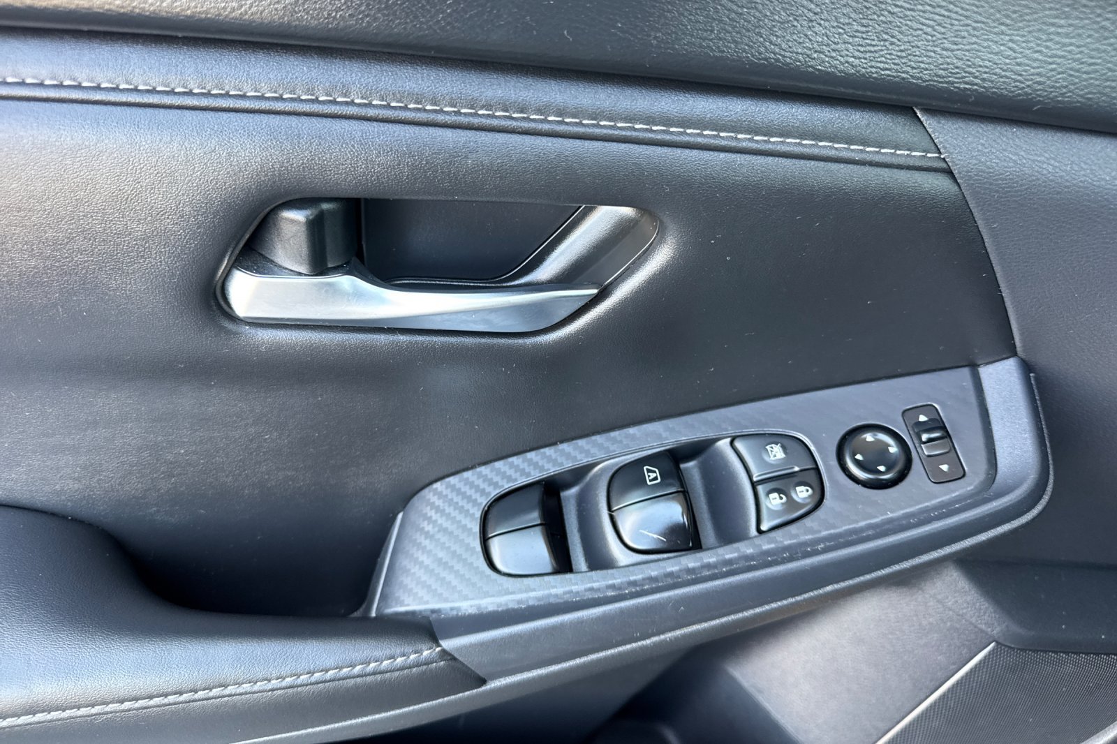 Certified 2024 Nissan Sentra SV FWD image 13
