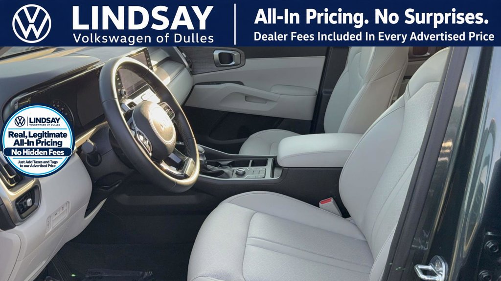 Used 2022 Kia Sorento S w/ Panoramic Sunroof Package AWD/4WD image 11