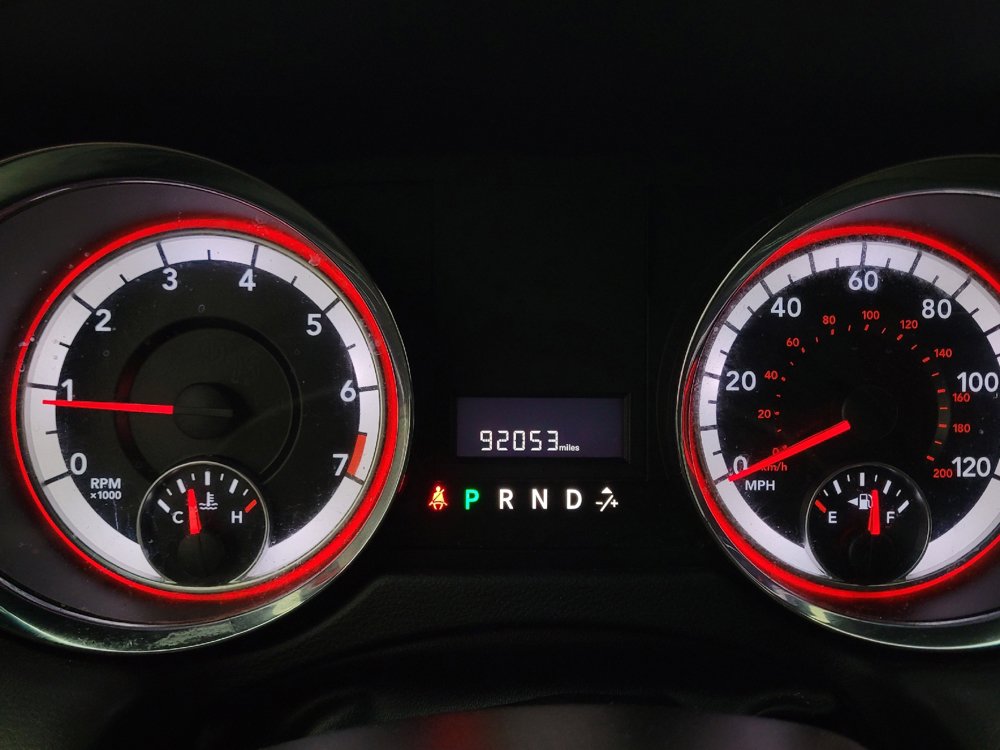 Used 2020 Dodge Grand Caravan SXT FWD image 23