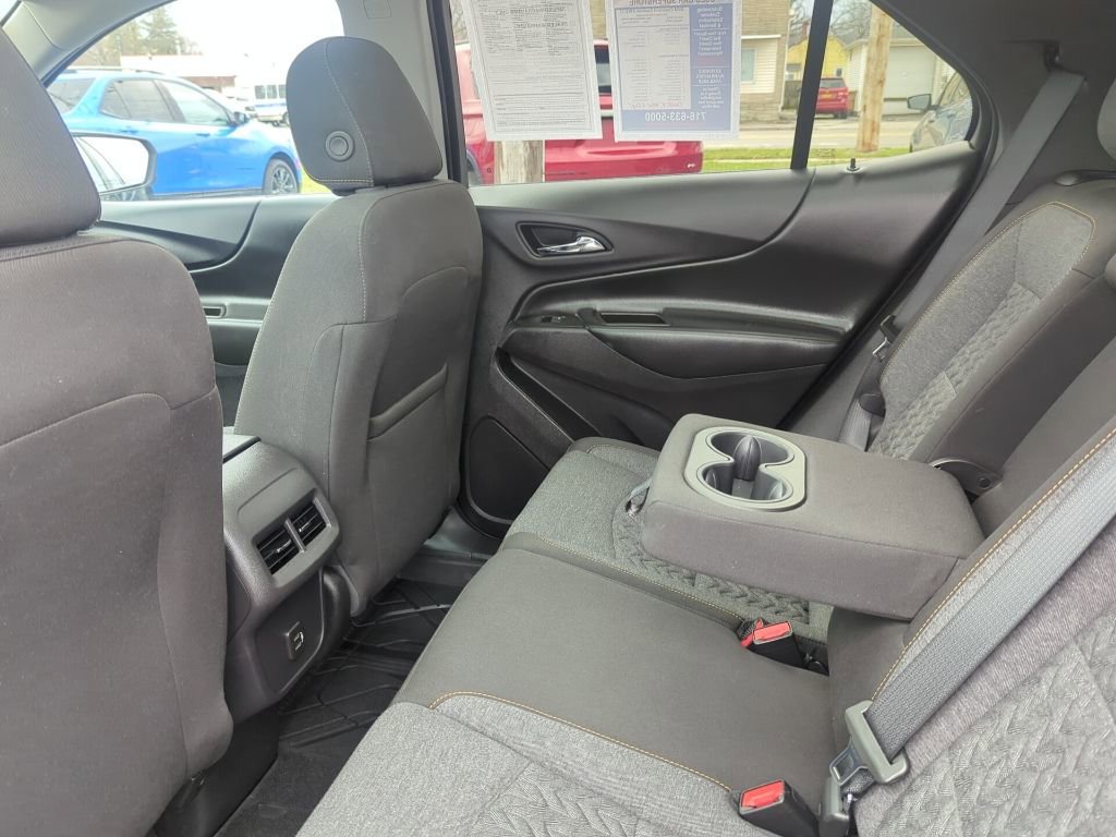 Certified 2024 Chevrolet Equinox LT w/ LPO, Floor Liner Package image 21