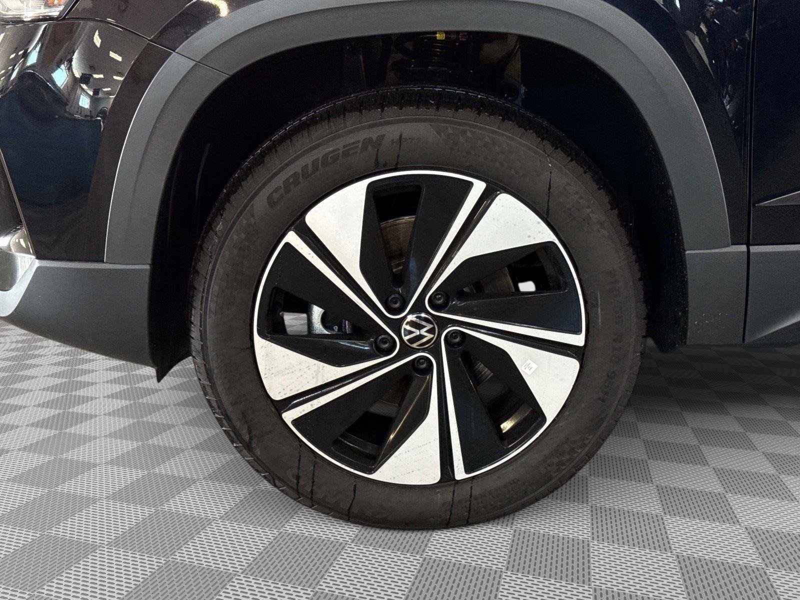 New 2026 Volkswagen Taos SE AWD/4WD image 10