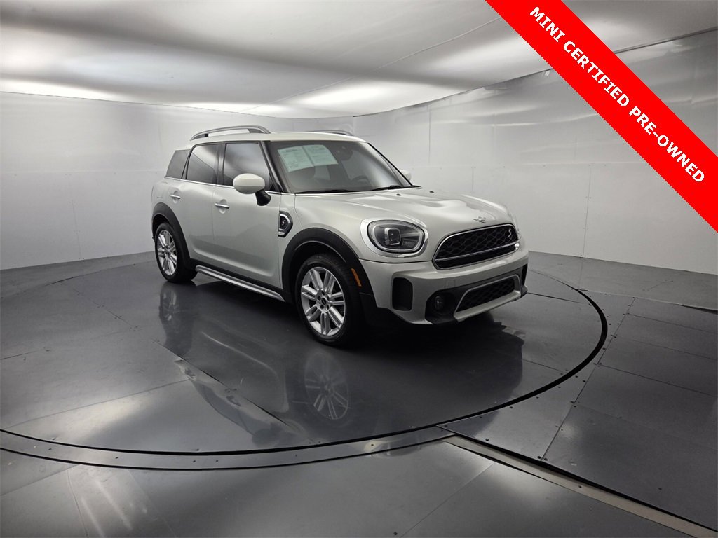 Used 2023 MINI Cooper Countryman S w/ Signature Upholstery Package image 3
