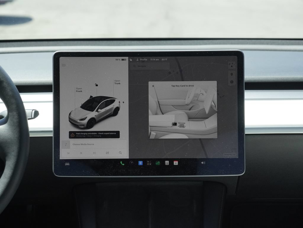 Used 2022 Tesla Model Y Long Range AWD/4WD image 22
