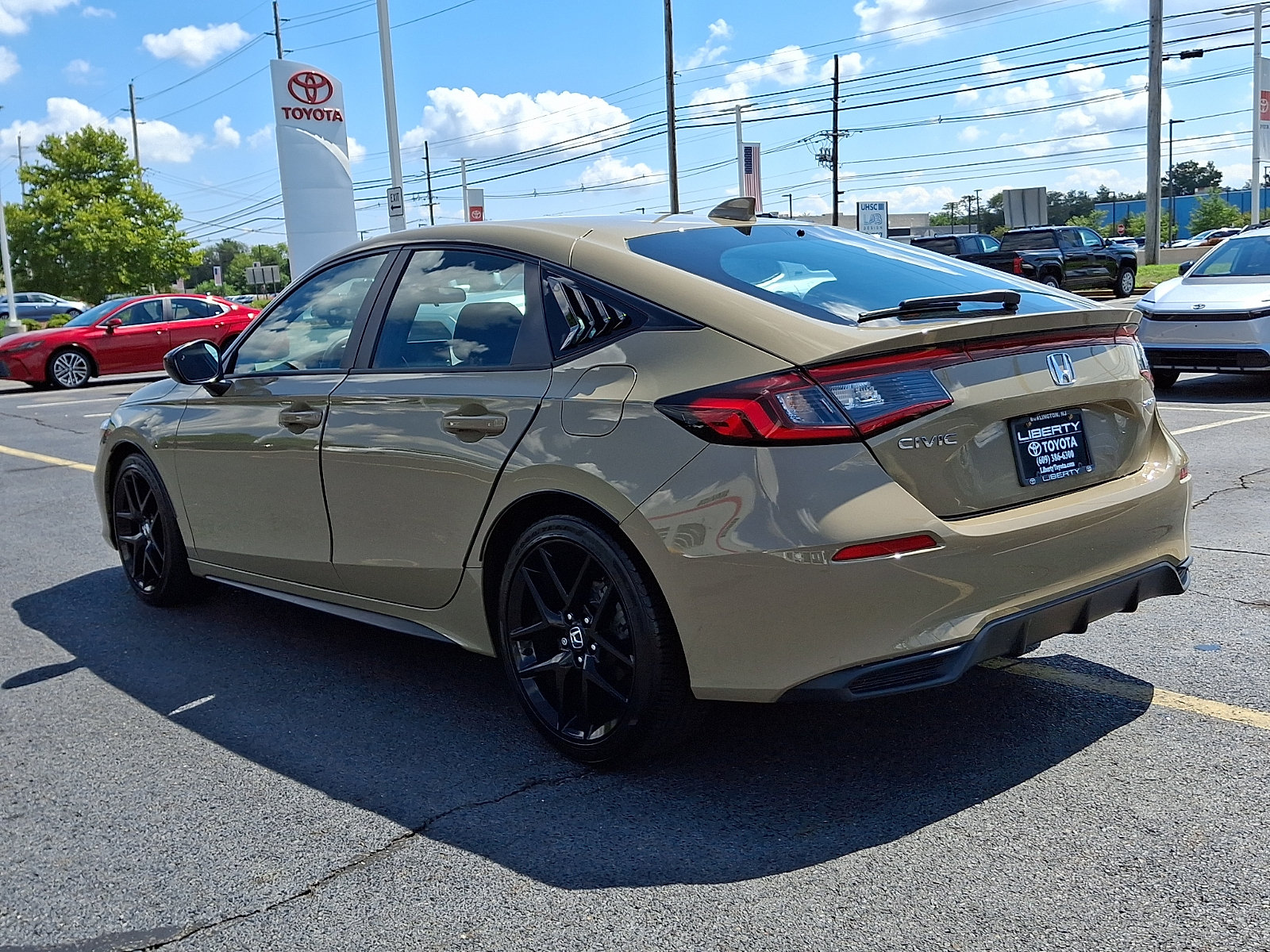 Used 2025 Honda Civic Sport image 5