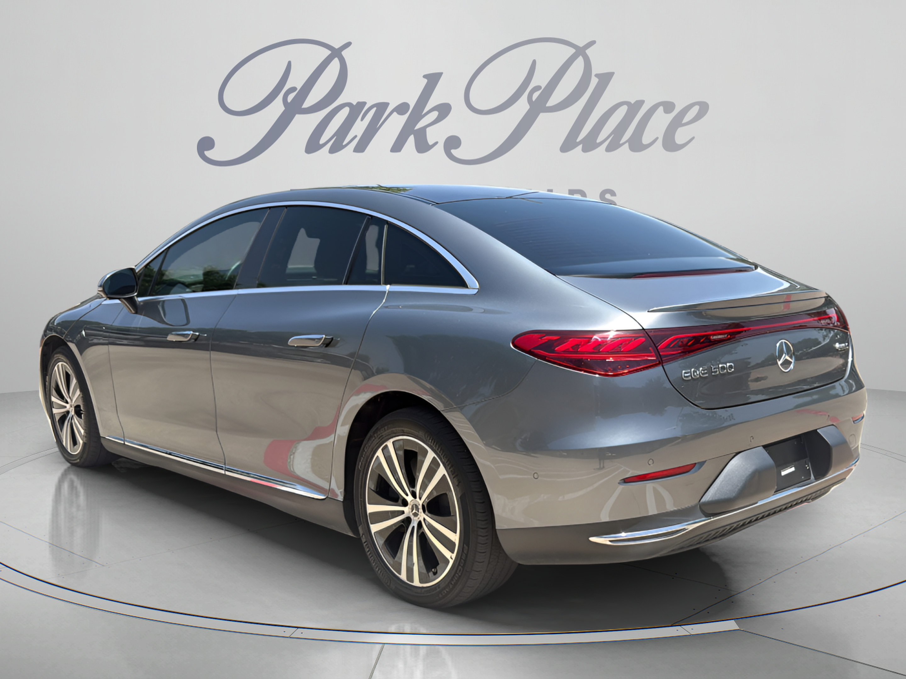 Used 2023 Mercedes-Benz EQE 500 4MATIC Sedan w/ Exclusive Trim Package image 3