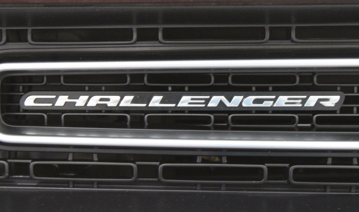 Used 2020 Dodge Challenger SXT image 30