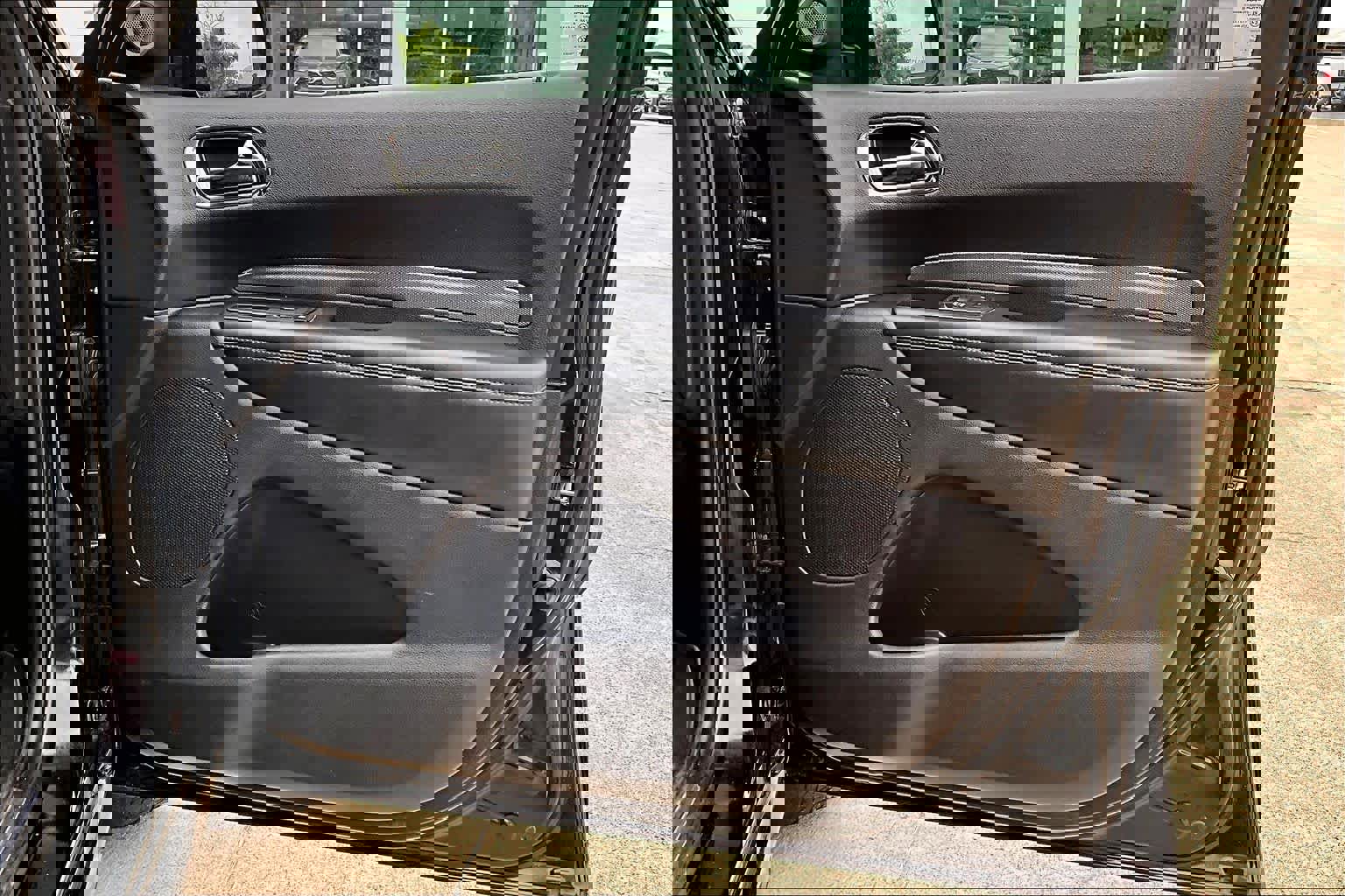 Used 2019 Dodge Durango GT image 23