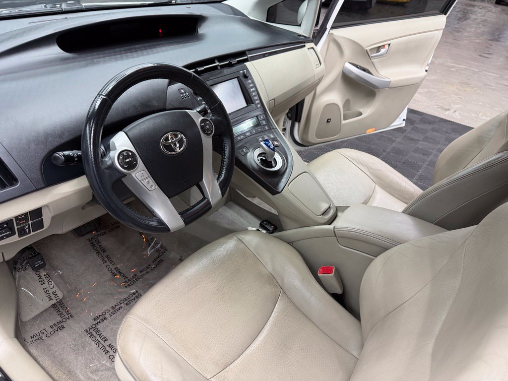 Used 2011 Toyota Prius Four w/ Navigation Pkg FWD image 31