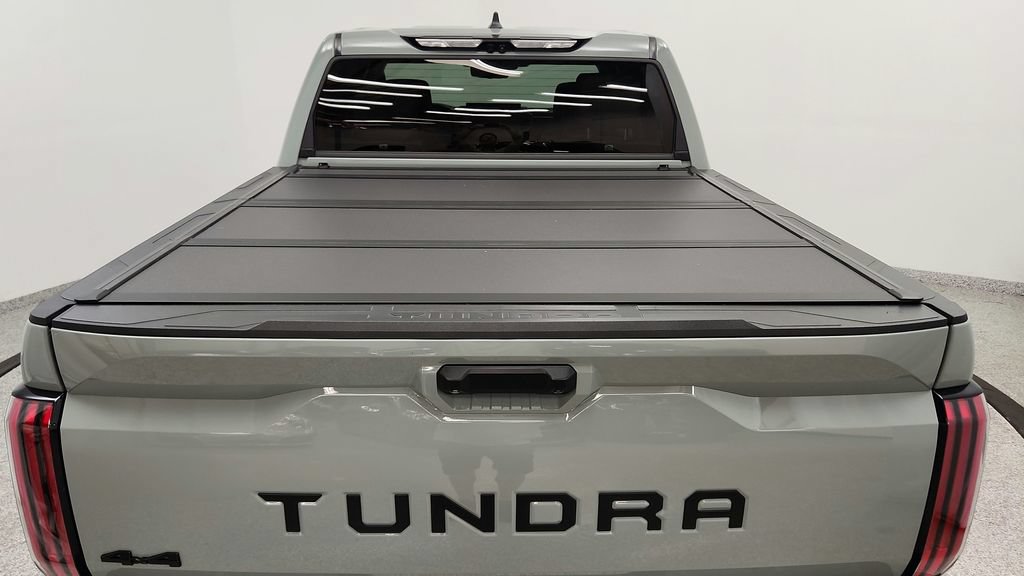 Used 2024 Toyota Tundra Limited AWD/4WD image 12