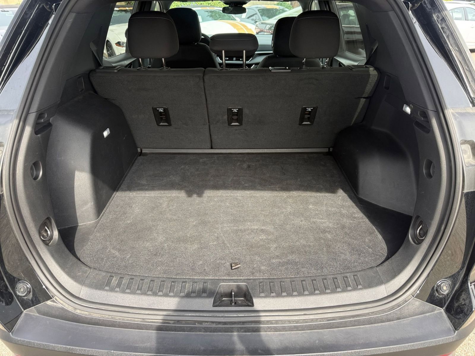 Used 2025 Chevrolet Equinox LT image 29