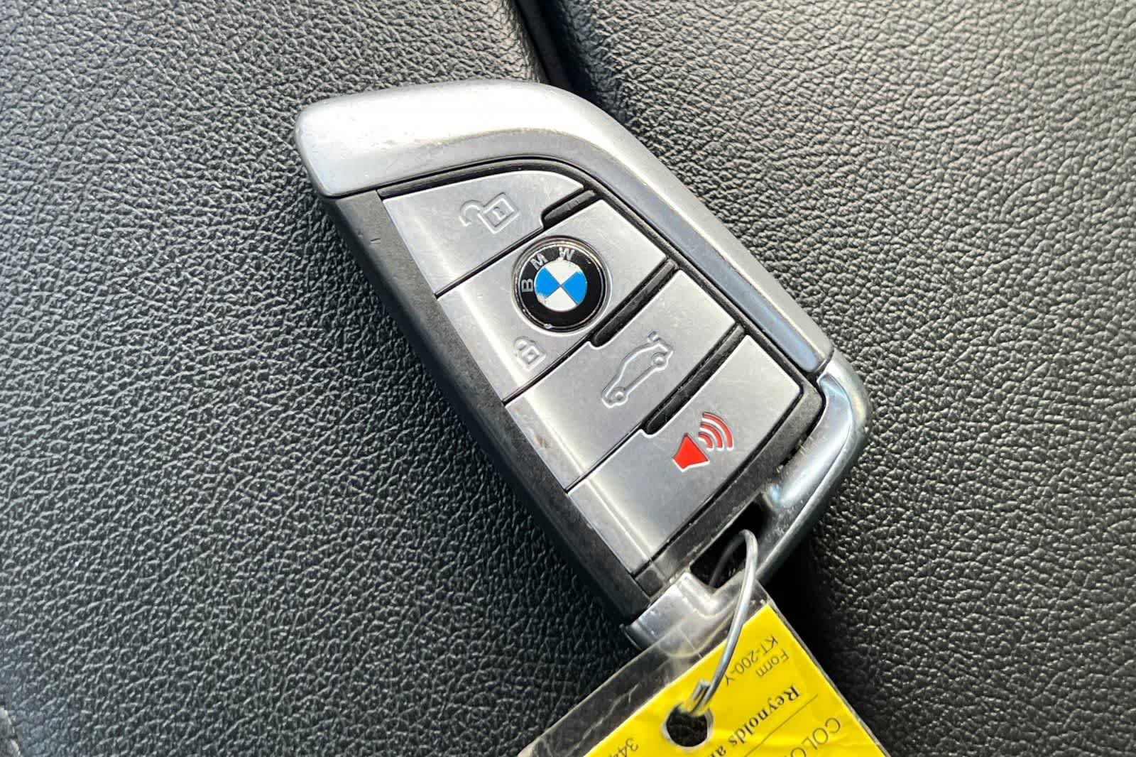 Used 2018 BMW 530e w/ Premium Package 2 RWD image 25