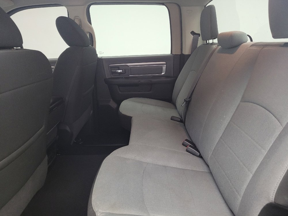 Used 2021 RAM 1500 Classic SLT RWD image 18