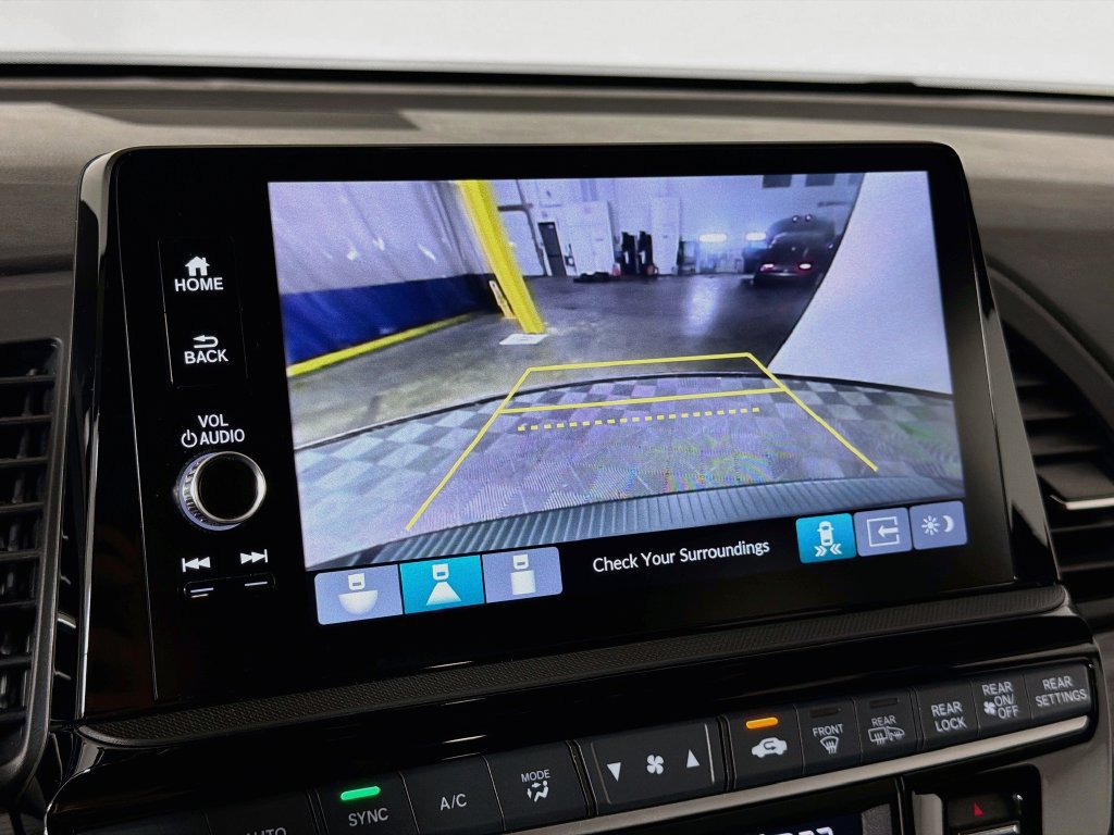 Used 2026 Honda Odyssey Elite image 14