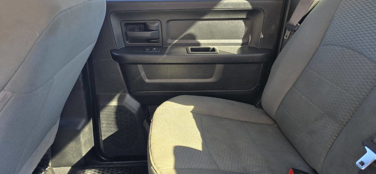 Used 2020 RAM 1500 Tradesman w/ Chrome Plus Package RWD image 15