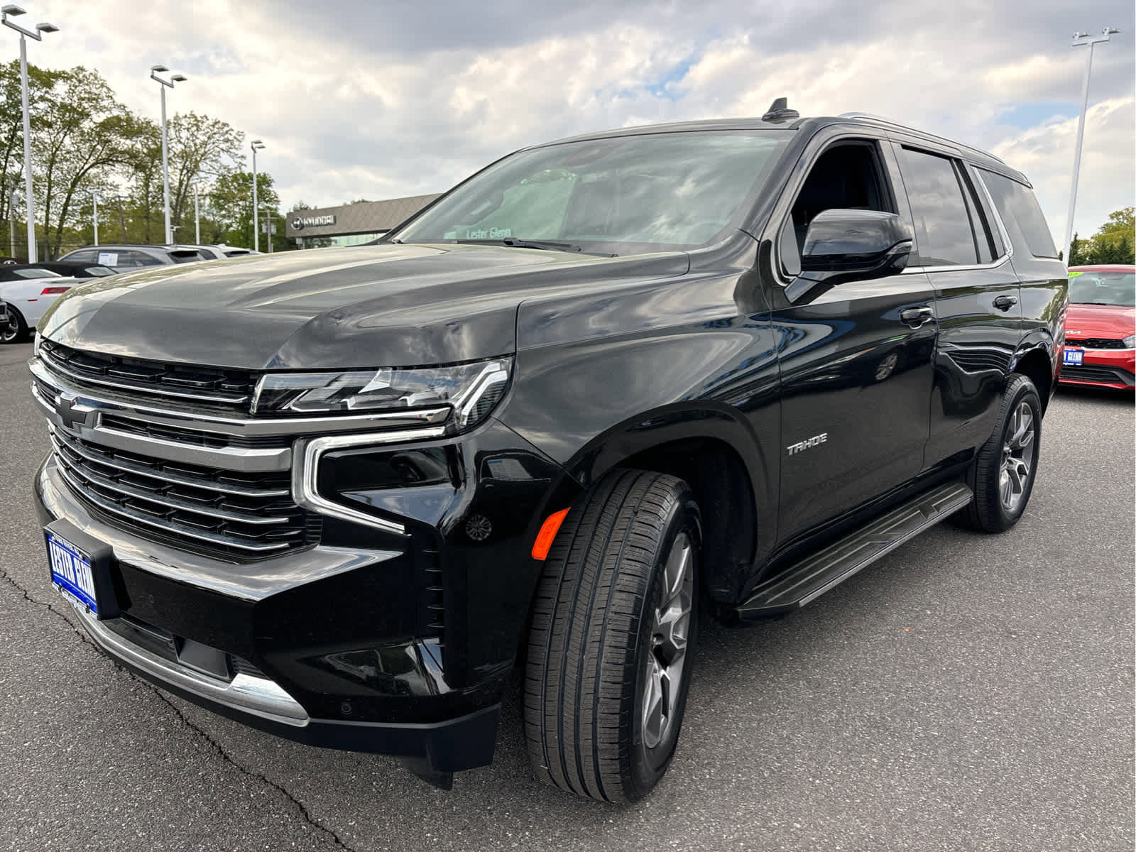 Certified 2023 Chevrolet Tahoe LT w/ Luxury Package AWD/4WD image 5