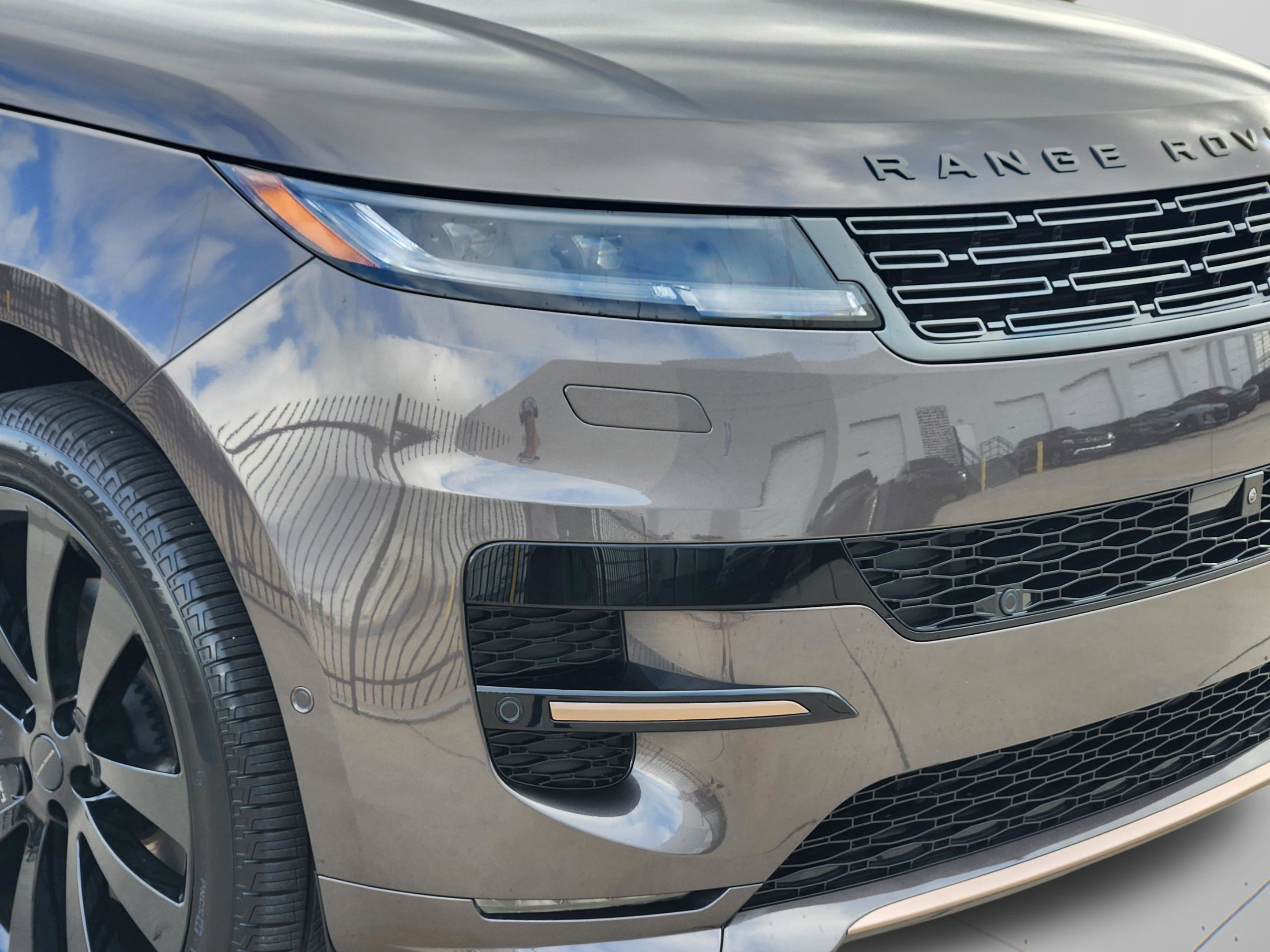 New 2026 Land Rover Range Rover Sport Dynamic SE image 30