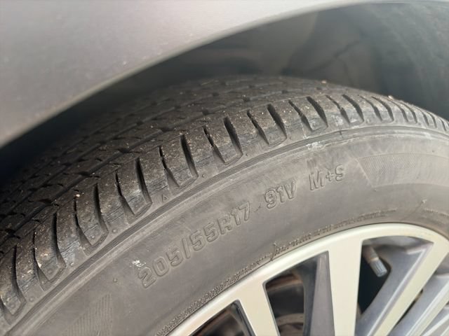 Used 2023 Nissan Kicks SV FWD image 25
