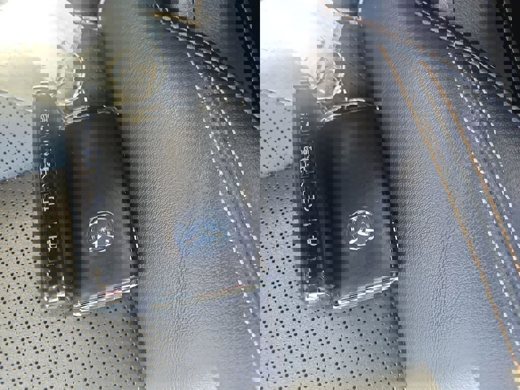 Used 2025 MAZDA CX-70 3.3 Turbo S w/ Premium Package image 32