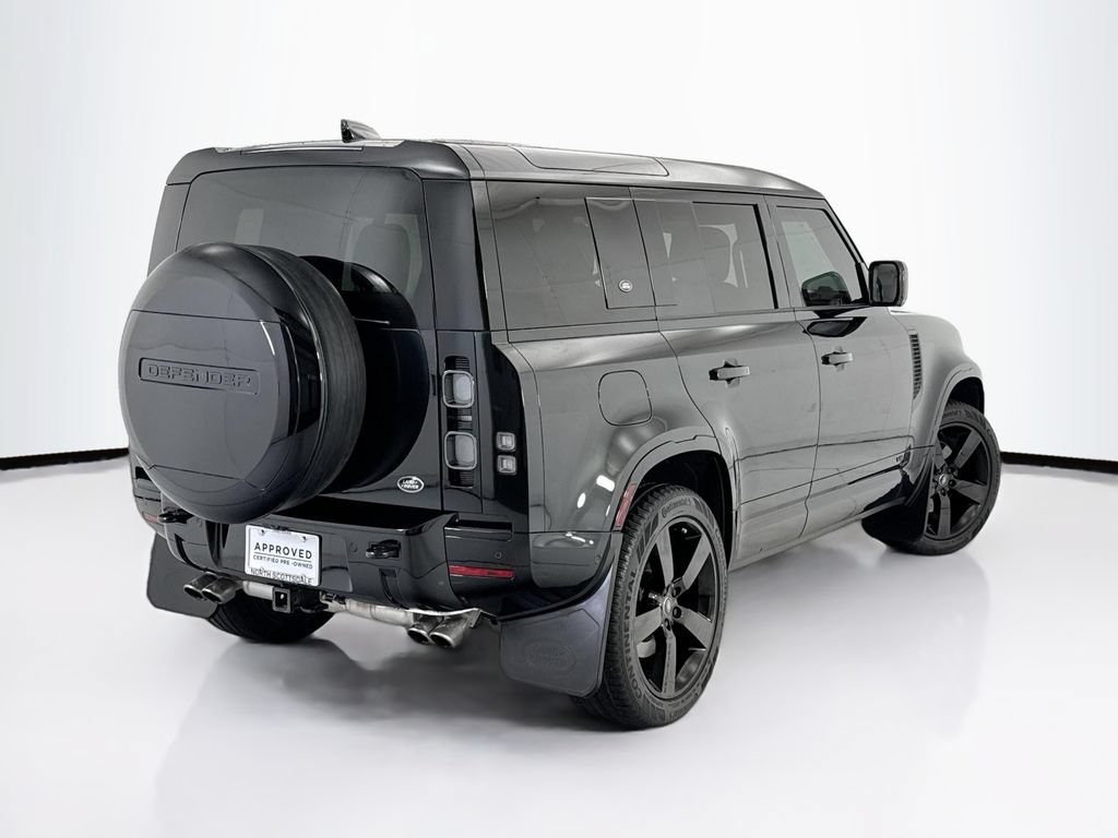Certified 2023 Land Rover Defender 110 V8 AWD/4WD image 5