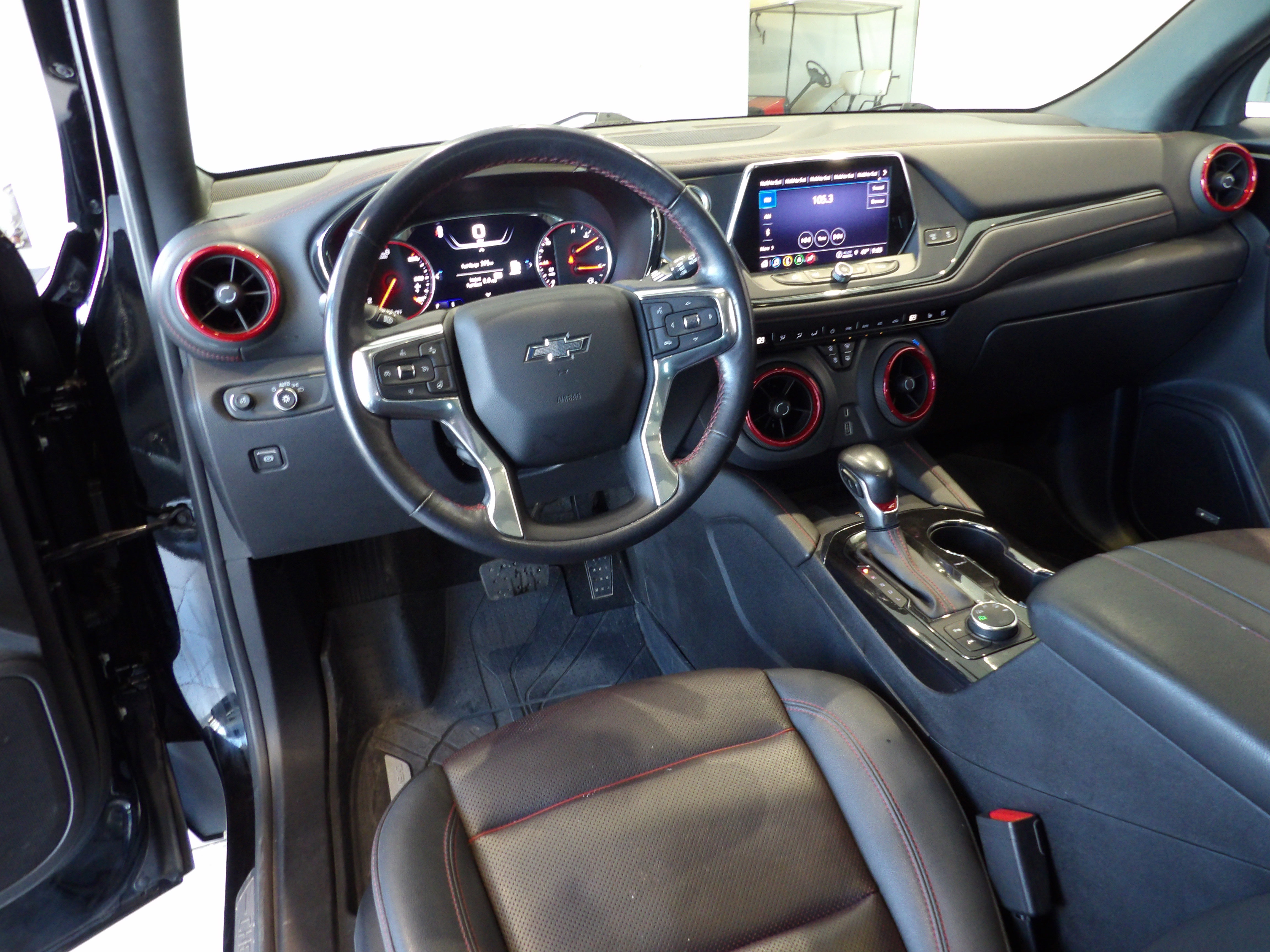 Used 2022 Chevrolet Blazer RS w/ Enhanced Convenience Package AWD/4WD image 17