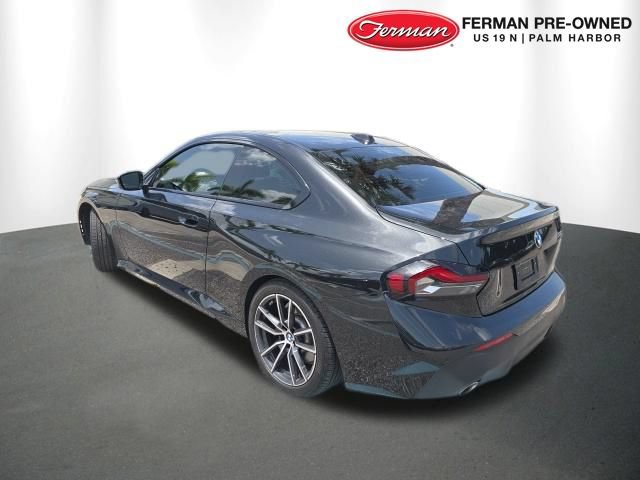 Used 2025 BMW 230i Coupe RWD image 2