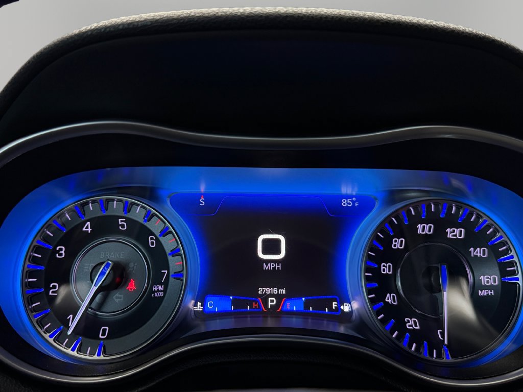 Used 2021 Chrysler 300 S w/ S Model Appearance Package RWD image 20