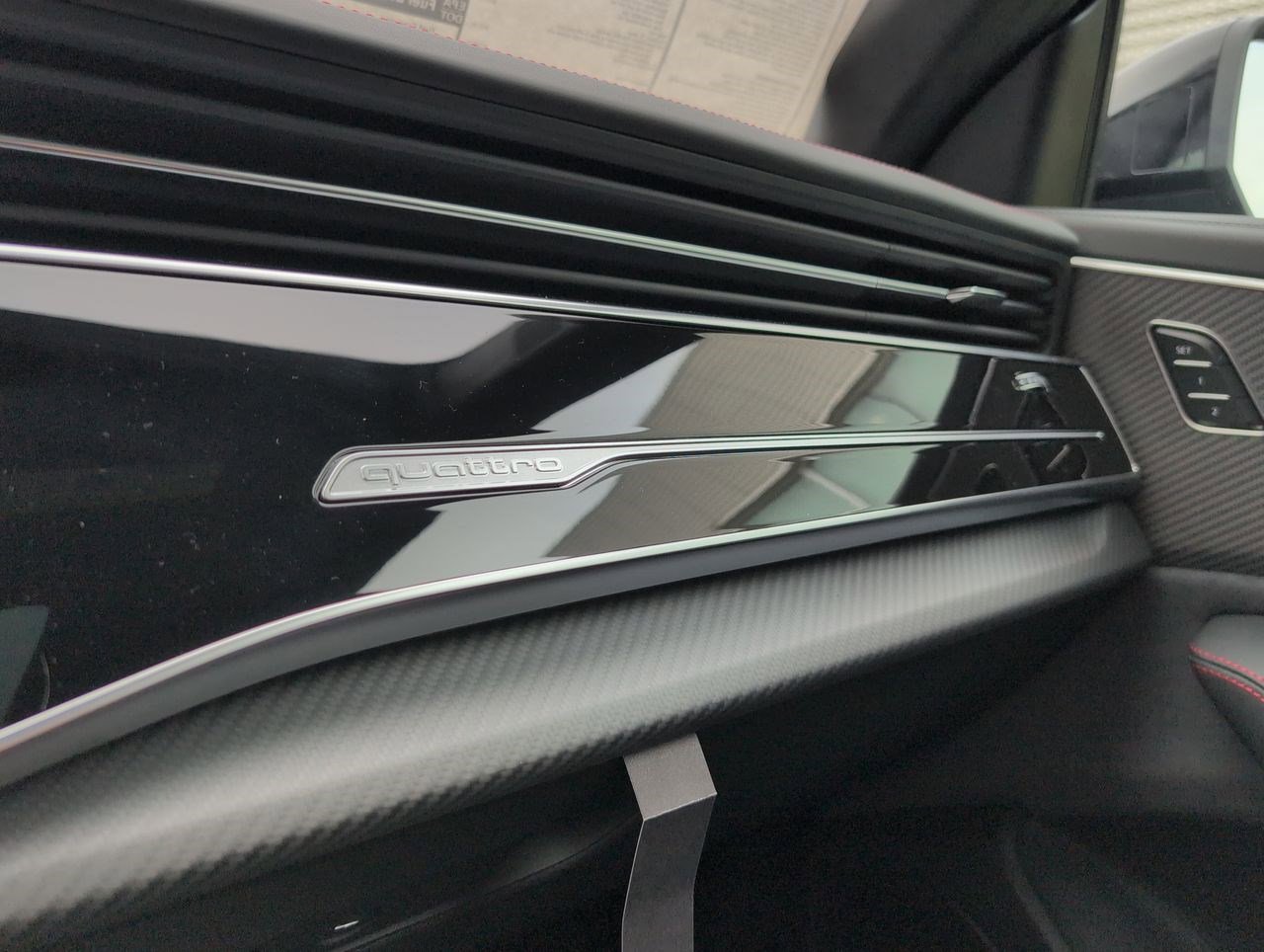 New 2026 Audi SQ8 Prestige image 11